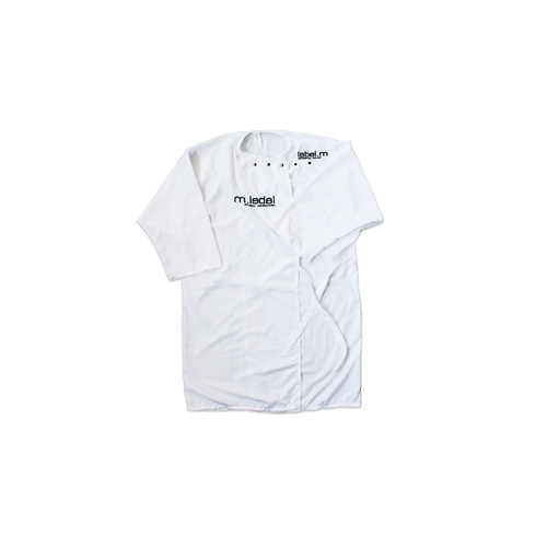 Label.m Apron White ( bílá ) - Pláštěnka na stříhání 1 ks