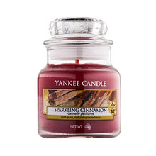 Sparkling Cinnamon Candle ( třpytivá skořice ) - Vonná svíčka 