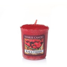 Black Cherry Candle ( zralá třešeň ) - Aromatická votivní svíčka