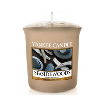 Seaside Woods ( přímořská dřeva ) - Aromatická votivní svíčka