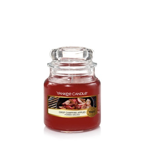 Yankee Candle Crisp Campfire Apples Candle ( jablka pečená na ohni ) - Vonná svíčka 623 g