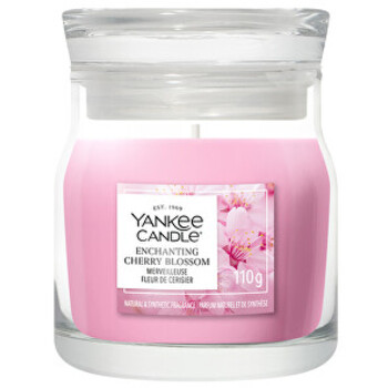 Enchanting Cherry Blossom Candle ( okouzlující třešňový květ ) - Aromatická svíčka