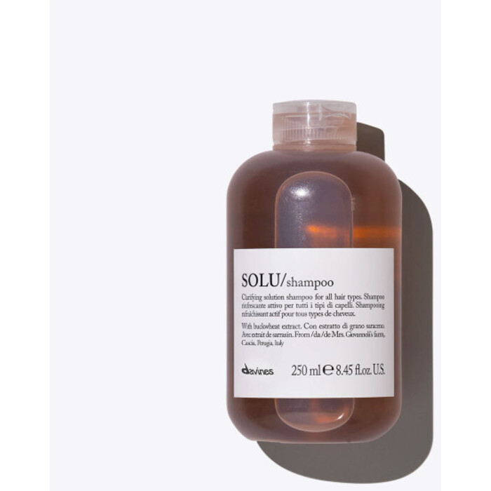 Essential Haircare Solu Shampoo - Čisticí šampon pro všechny typy vlasů 