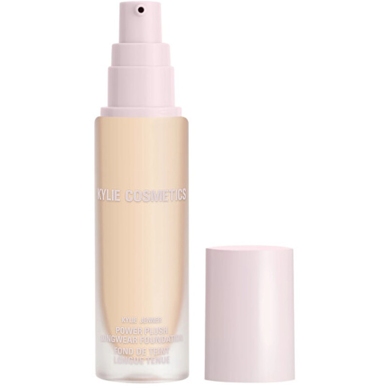 Power Plush Longwear Foundation - Dlouhotrvající make-up 30 ml