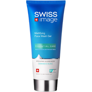 Essential Care Pore Tightening & Mattifying Foaming Face Wash - Hloubkově čisticí pěnový gel