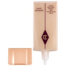 Light Wonder Foundation - Ľahký tekutý make-up 40 ml
